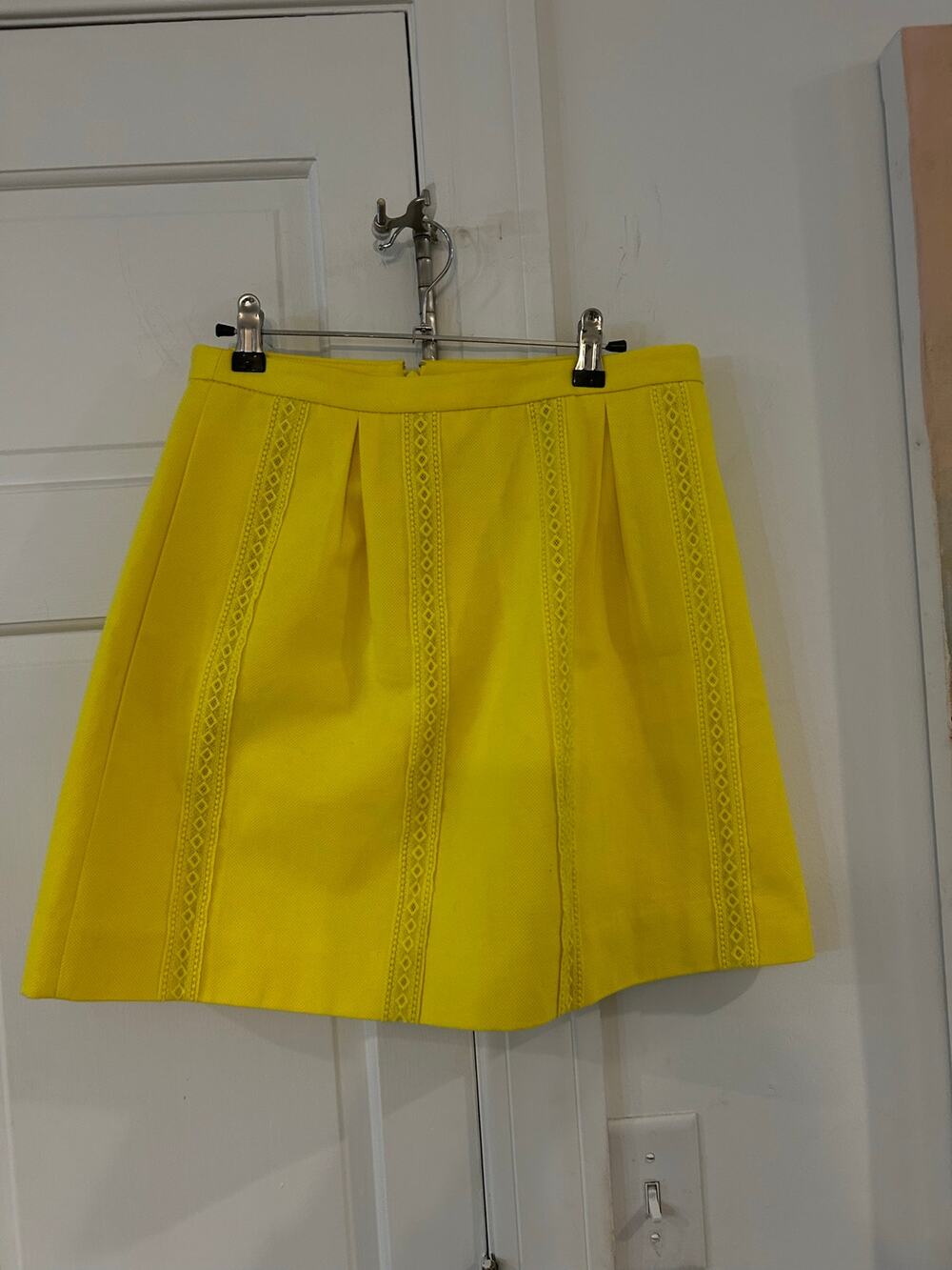 EUC J. Crew Canary Yellow Mini Skirt 6 Adorable